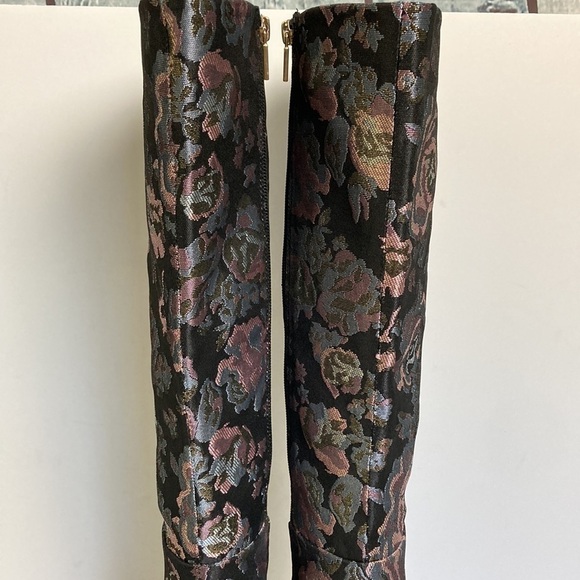 Kenneth Cole Floral Jacquard Knee High Boots 7 Iridescent Mob Wife Maximalist - Picture 13 of 16